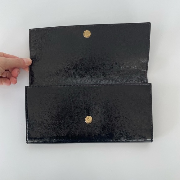 YSL -Vintage patent leather clutch - black - authentic - Picture 9 of 15